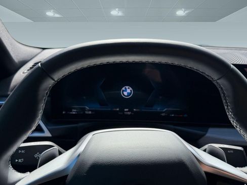 Certified 2025 BMW 330i Sedan RWD image 19