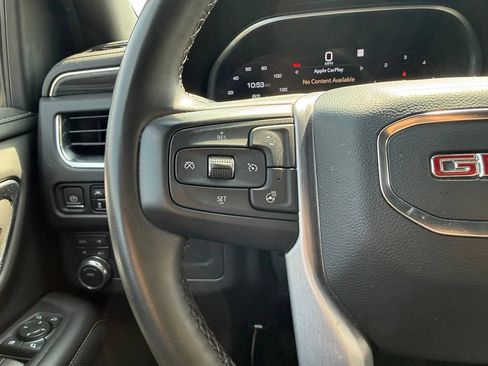 Used 2023 GMC Yukon XL SLT w/ SLT Luxury Package AWD/4WD image 30