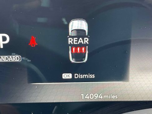 Used 2025 Nissan Kicks SR AWD/4WD image 21