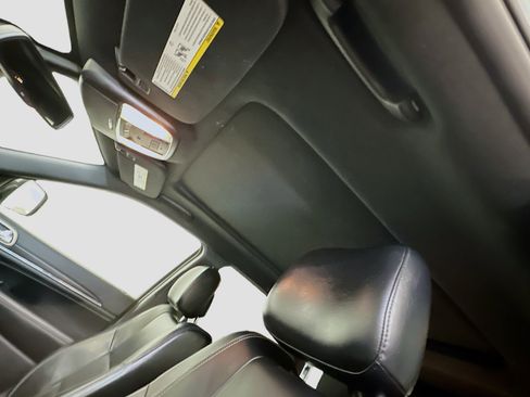 Used 2015 Jeep Grand Cherokee Limited w/ Luxury Group II image 27