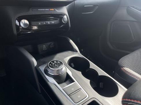 Used 2025 Ford Escape ST-Line w/ Tech Pack #1 image 22