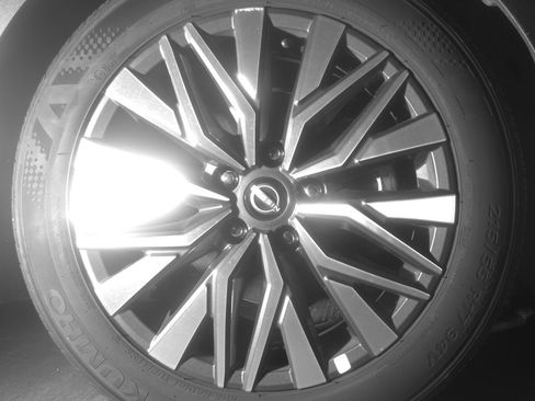 Used 2025 Nissan Altima 2.5 SV image 13