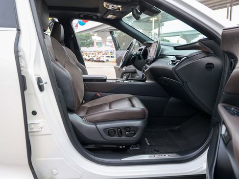 Used 2024 Lexus RX 350 w/ Convenience Package FWD image 36