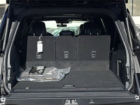 New 2025 Lincoln Navigator L Black Label image 19