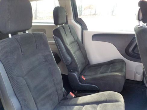 Used 2016 Dodge Grand Caravan SE w/ Quick Order Package 29E SE image 14