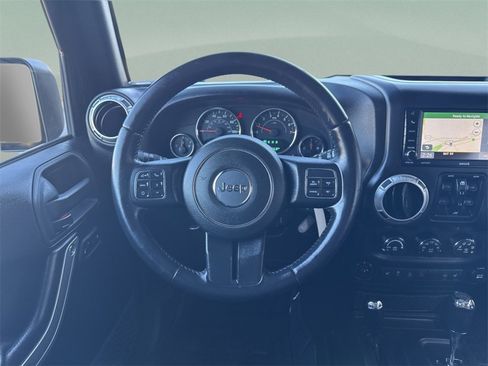 Used 2015 Jeep Wrangler Unlimited Sahara w/ Dual Top Group image 21