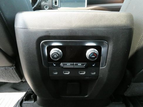 Used 2021 GMC Yukon Denali image 43