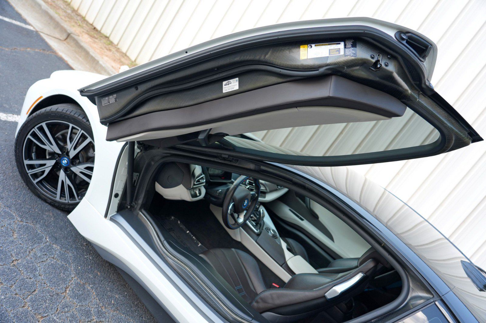 Used 2015 BMW i8 AWD/4WD image 50
