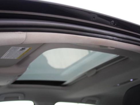Used 2015 Volkswagen Golf TDI SEL FWD image 32