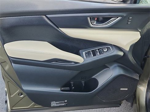 Used 2022 Subaru Ascent Limited w/ Technology Package image 12