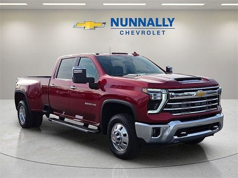 New 2026 Chevrolet Silverado 3500 LTZ w/ LTZ Convenience Package image 7