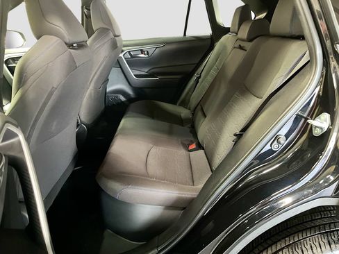 Used 2025 Toyota RAV4 SE w/ Convenience Package AWD/4WD image 25