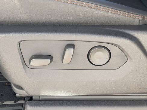 New 2026 GMC Sierra 2500 AT4 w/ AT4 Premium Plus Package image 21