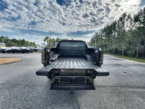 New 2025 GMC Hummer EV 3X w/ LPO, Dark Essentials Package image 60