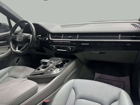 Used 2017 Audi Q7 3.0T Premium Plus w/ Premium Plus Package AWD/4WD image 7