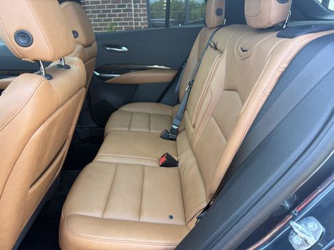 Used 2020 Cadillac XT4 Premium Luxury FWD image 18