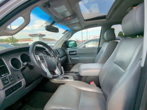 Used 2014 Toyota Sequoia Limited AWD/4WD image 6