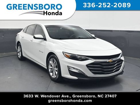 Used 2020 Chevrolet Malibu LT FWD image 1