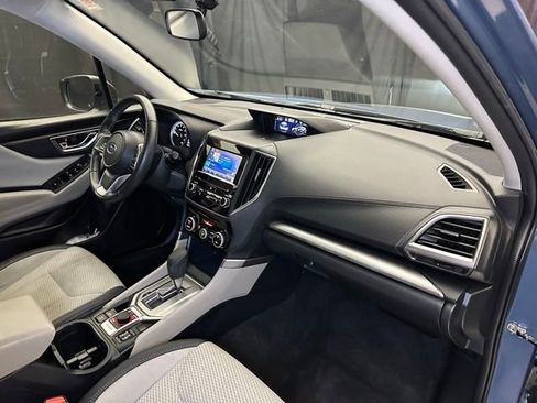 Used 2022 Subaru Forester Premium AWD/4WD image 17