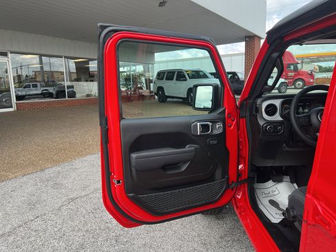 New 2025 Jeep Wrangler Sport S image 16