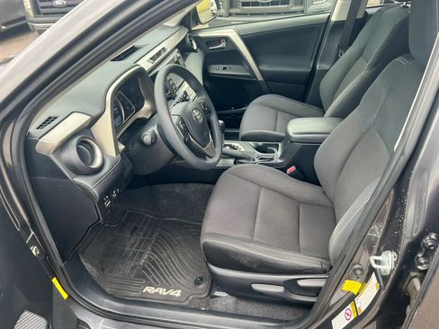 Used 2015 Toyota RAV4 XLE w/ Outdoor Package FWD image 7