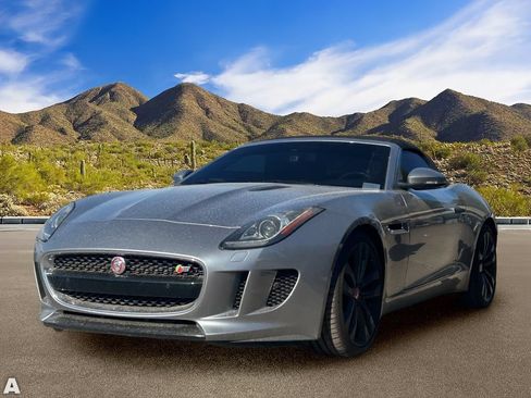 Used 2015 Jaguar F-TYPE S RWD image 2