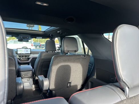 New 2026 Ford Explorer ST-Line w/ ST-Line Street Pack AWD/4WD image 13