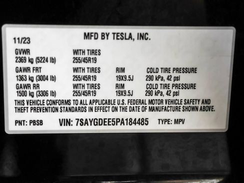 Used 2023 Tesla Model Y Long Range AWD/4WD image 47