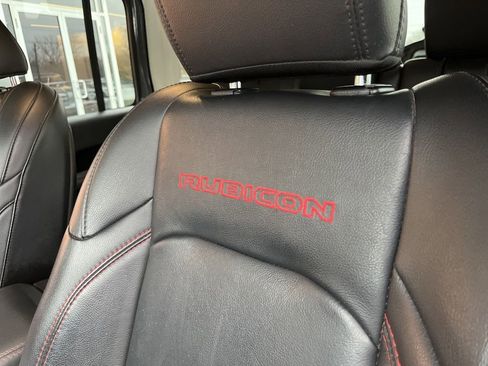 Used 2023 Jeep Wrangler Rubicon image 33