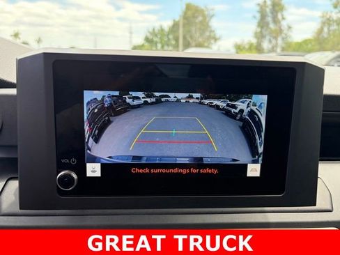 Used 2024 Toyota Tacoma SR w/ SR Upgrade Package AWD/4WD image 22