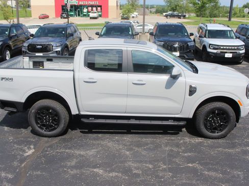 New 2026 Ford Ranger Lariat w/ FX4 Off-Road Package AWD/4WD image 9