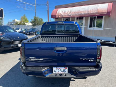 Used 2014 Toyota Tacoma PreRunner RWD image 3