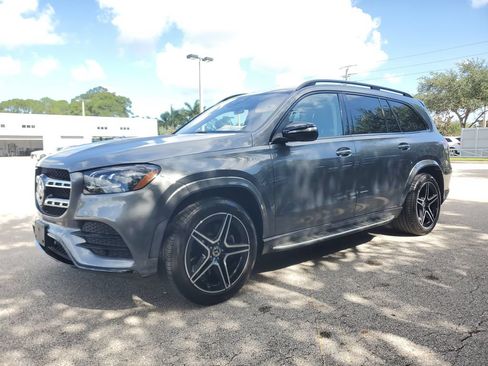 Used 2023 Mercedes-Benz GLS 450 4MATIC w/ AMG Line Exterior image 8