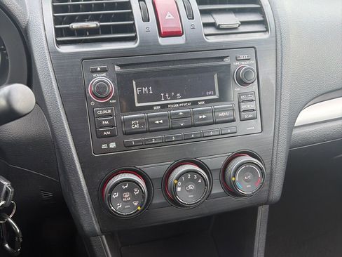 Used 2013 Subaru Impreza 2.0i image 22