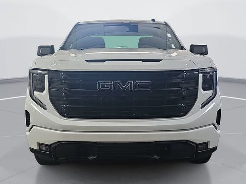 Used 2023 GMC Sierra 1500 Elevation AWD/4WD image 10