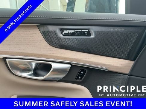 New 2026 Volvo XC90 B6 Ultra w/ Protection Package AWD/4WD image 28