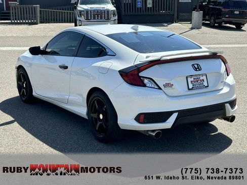 Used 2016 Honda Civic Touring image 5