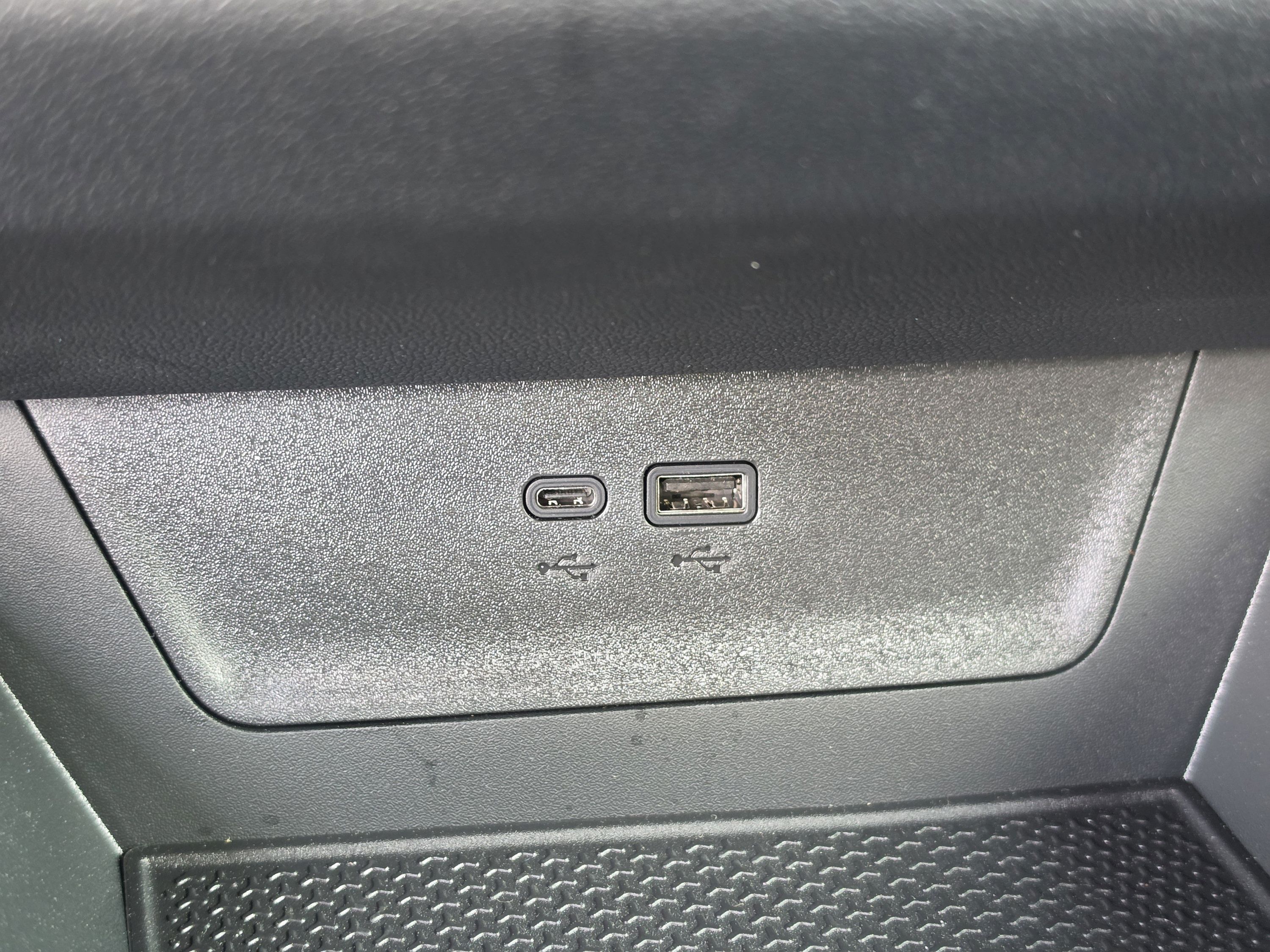 New 2026 Chevrolet Equinox RS w/ Safety and Technology Package FWD image 28