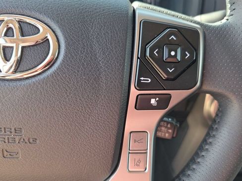 Used 2022 Toyota 4Runner Trail Special Edition AWD/4WD image 15