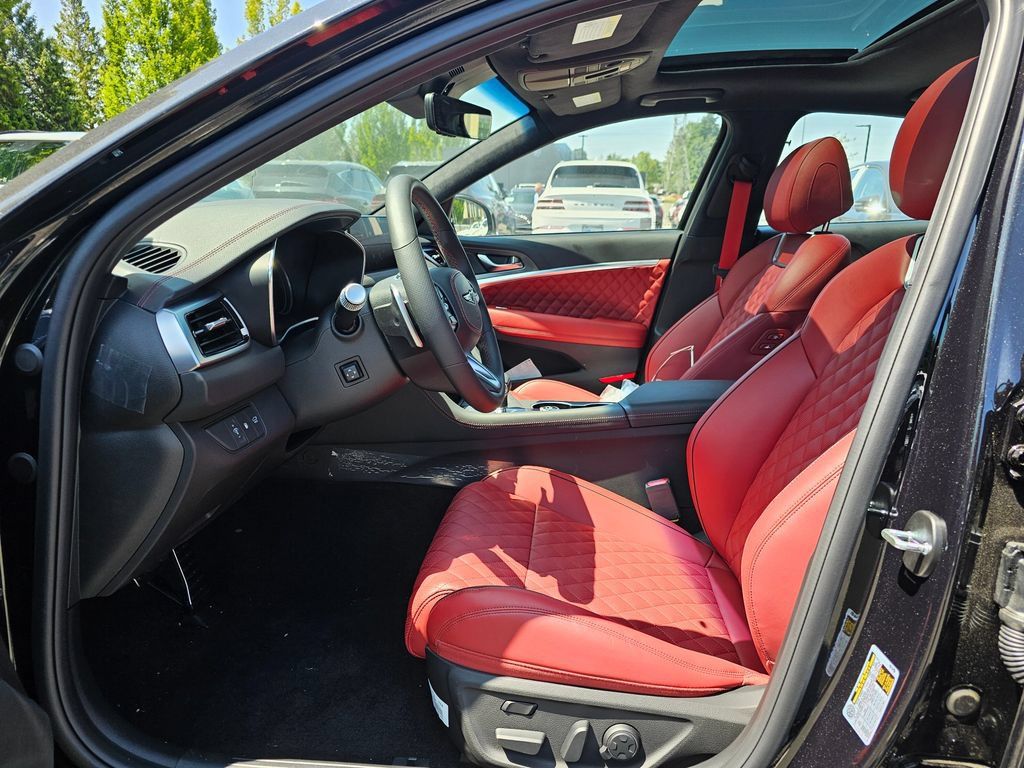 Certified 2025 Genesis G70 3.3T Advanced w/ Sport Prestige Package AWD/4WD image 23