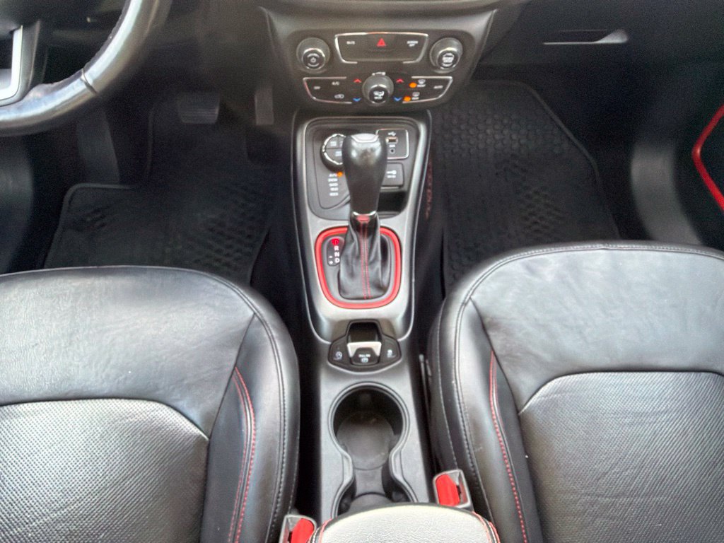 Used 2018 Jeep Compass Trailhawk w/ Leather Interior Group AWD/4WD image 28