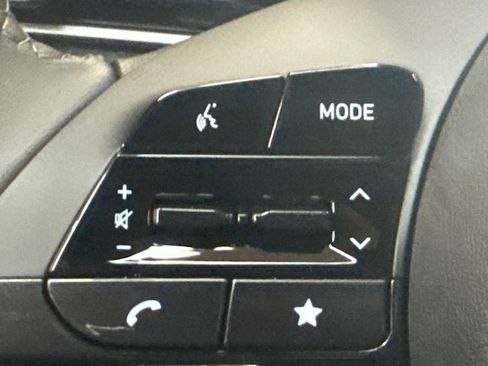 New 2026 Hyundai Elantra SEL Sport FWD image 20
