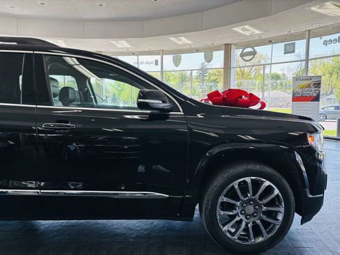 Used 2022 GMC Acadia Denali AWD/4WD image 18