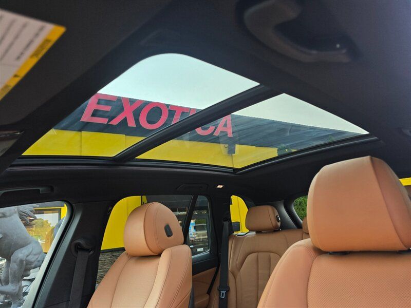 Used 2021 BMW X5 xDrive40i w/ Premium Package AWD/4WD image 22