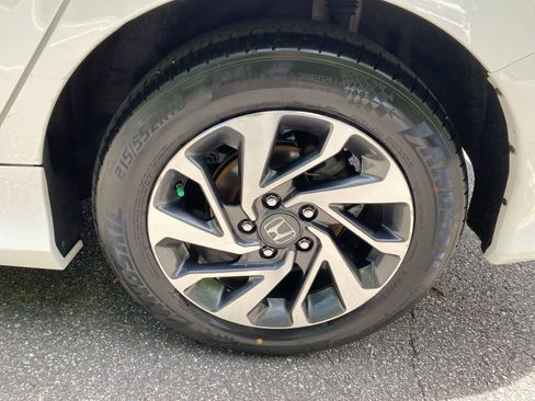 Used 2016 Honda Civic EX image 12