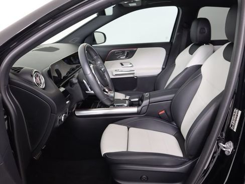 Used 2021 Mercedes-Benz GLA 250 4MATIC image 12