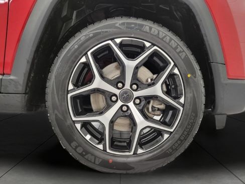 Used 2025 Jeep Compass Limited AWD/4WD image 30