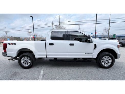 Used 2021 Ford F250 XLT image 4