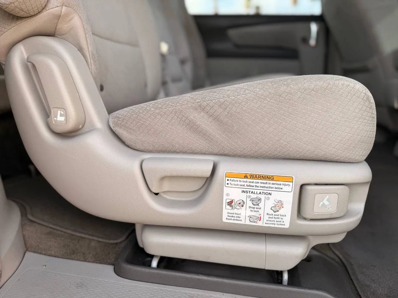 Used 2015 Honda Odyssey EX image 37