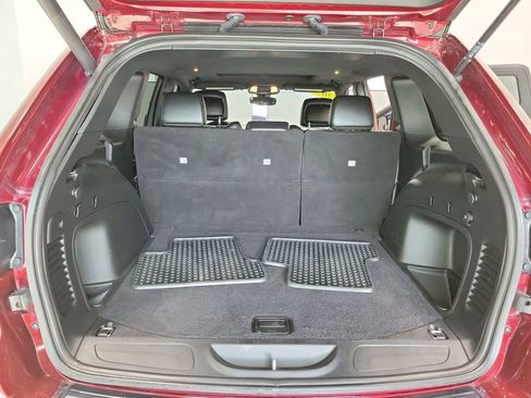 Used 2022 Jeep Grand Cherokee Limited image 13